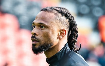 "Arca Çorum FK, Ev Sahasında Eminevim Ümraniyespor'u 2-0 Yendi: Trendyol 1. Lig'de Şok!"