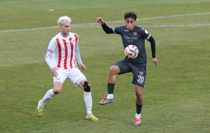 "Boluspor, Sahasında Hatayspor'u 3-1 Mağlup Etti: 1. Lig Heyecanı Devam Ediyor!"