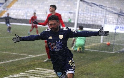 "Erzurumspor FK, Ev Sahibi Olduğu Sarıyer'i 4-0'la Geçerek Trendyol 1. Lig'de Fırtına Estirdi"